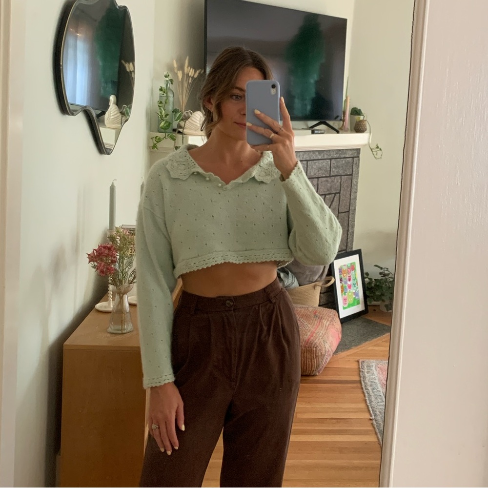 Vintage cropped sweater